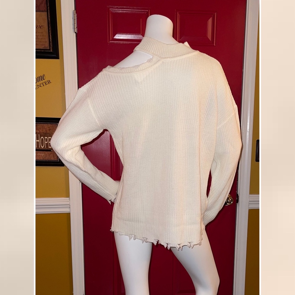 Distressed Cable Sweater - Picture 9 of 10